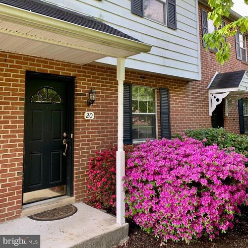 20 Batt Ave, WILLOW STREET, PA, 17584-9596 | Card Image