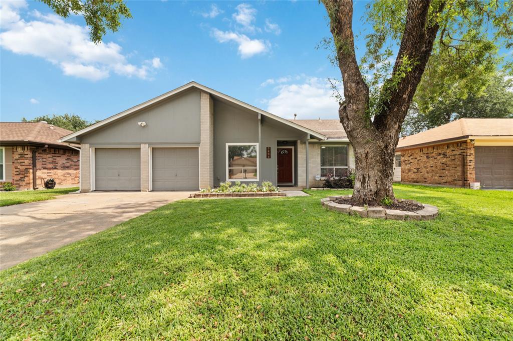Hoover St, Houston, TX 77092
