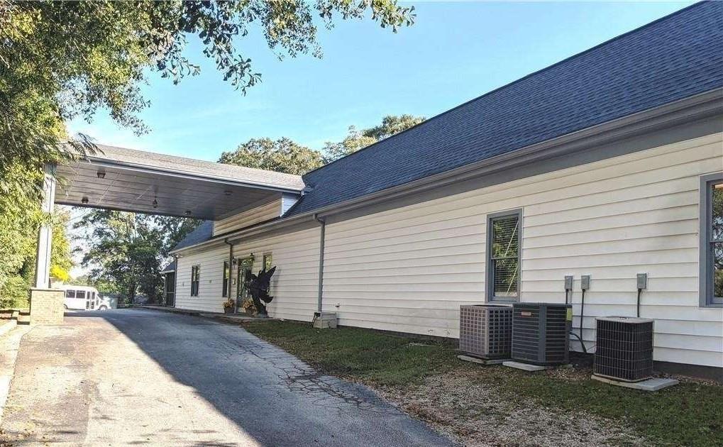 Commercial Sale in Conyers 4
