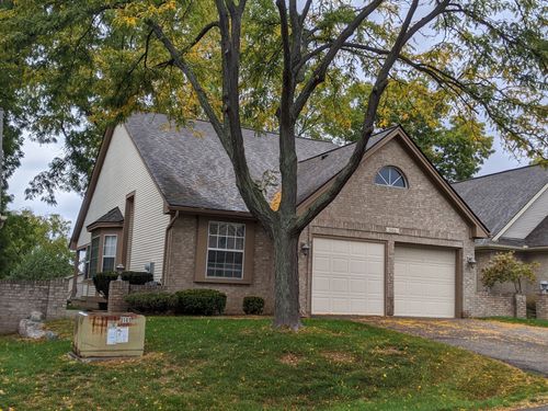 906 Whisperwood Dr, Fenton, MI, 48430-2279 | Card Image