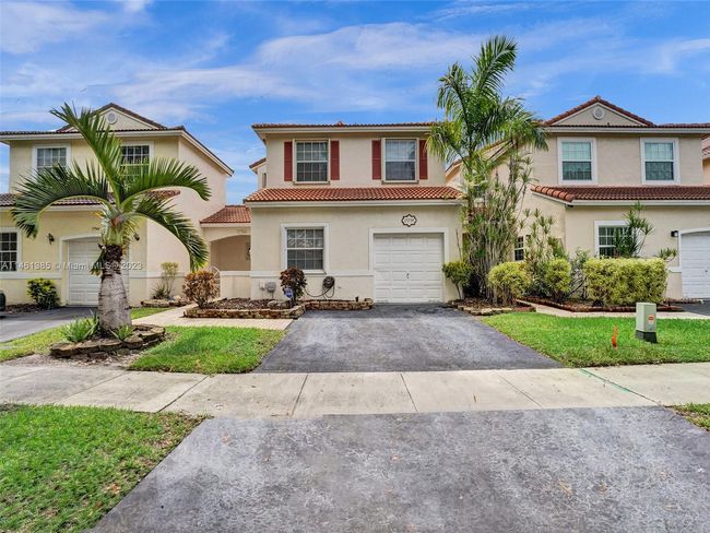 17954 - 17954 Sw 10th Ct, House other with 3 bedrooms, 2 bathrooms and null parking in Pembroke Pines FL | Image 1