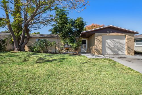 9315 Palm Ave, PORT RICHEY, FL, 34668-4615 | Card Image