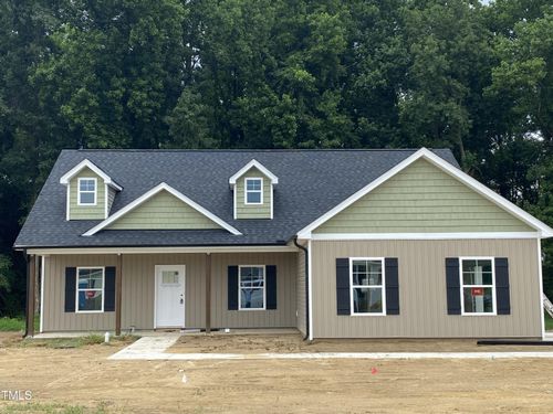 109 Chester Pl, Pikeville, NC, 27863-8143 | Card Image