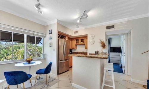 apt-19-924 Se 2nd St, Fort Lauderdale, FL, 33301-3617 | Card Image