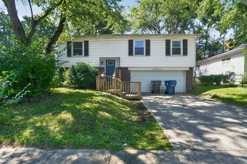 8505 E 34th Pl, Indianapolis, IN, 46226-6424 | Card Image