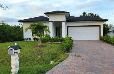 118 Green Pine Park, House other with 3 bedrooms, 2 bathrooms and null parking in Rotonda West FL | Image 1