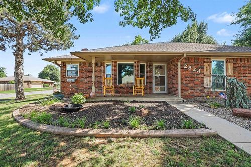 2824 Smiling Hill Blvd, Edmond, OK, 73013-6402 | Card Image