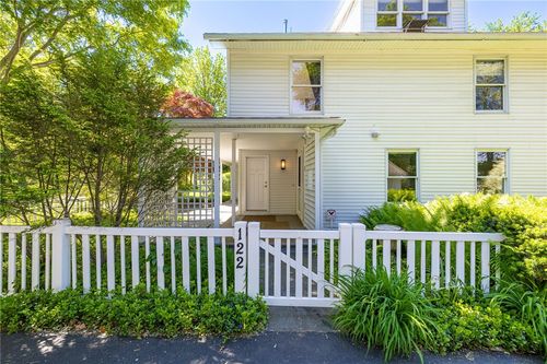 122 S Main Street, Pittsford, NY, 14534 | Card Image