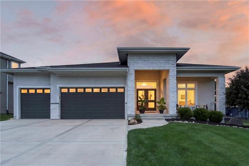 12000 W 184th St, Overland Park, KS, 66013-4513 | Card Image