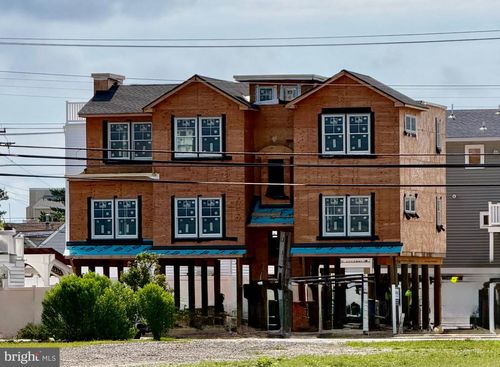310 Central Ave, SHIP BOTTOM, NJ, 08008-4715 | Card Image