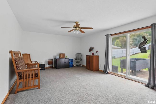 21704 283 Rd Ave, House other with 4 bedrooms, 3 bathrooms and null parking in Le Claire IA | Image 32