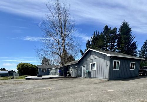 1770 Tompkins Hill Rd, Fortuna, CA, 95540-9704 | Card Image