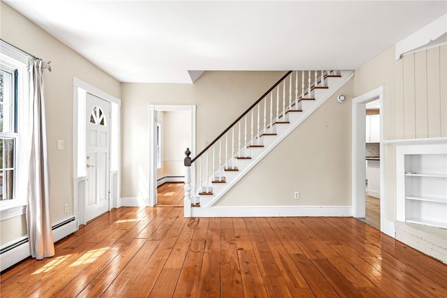 27 Peeptoad Rd, House other with 5 bedrooms, 2 bathrooms and 9 parking in Scituate RI | Image 6