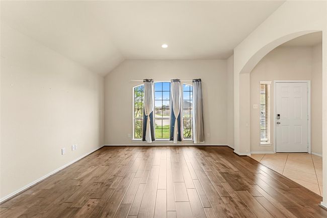 27603 Molly Hills Ct, House other with 4 bedrooms, 2 bathrooms and 2 parking in Spring TX | Image 7