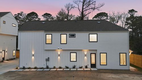 c-328 Janisch Rd, Houston, TX, 77018-2208 | Card Image