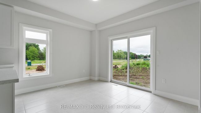 99 Cayley St, House other with 4 bedrooms, 3 bathrooms and 2 parking in Norwich ON | Image 7