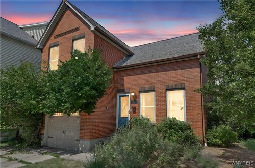 133 Whitney Pl, Buffalo, NY, 14201-2119 | Card Image