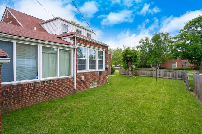 15501 E Jefferson Ave, House other with 3 bedrooms, 3 bathrooms and null parking in Grosse Pointe Park MI | Image 25