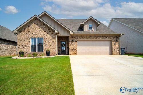427 Zoey Grace Dr, Rogersville, AL, 35652-5227 | Card Image
