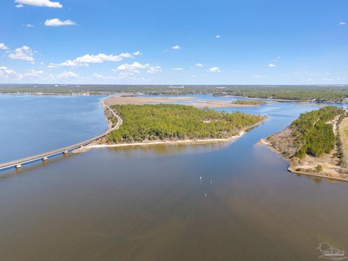 ISLAND E Island Rd, MILTON, FL, 32571 | Card Image