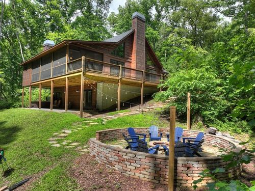 200 Forest View Ln, Mineral Bluff, GA, 30559 | Card Image