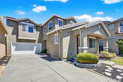 1882 Hummingbird Dr, Fairfield, CA, 94534-6781 | Card Image
