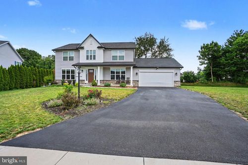 23 Essex Dr, CARLISLE, PA, 17015-3198 | Card Image