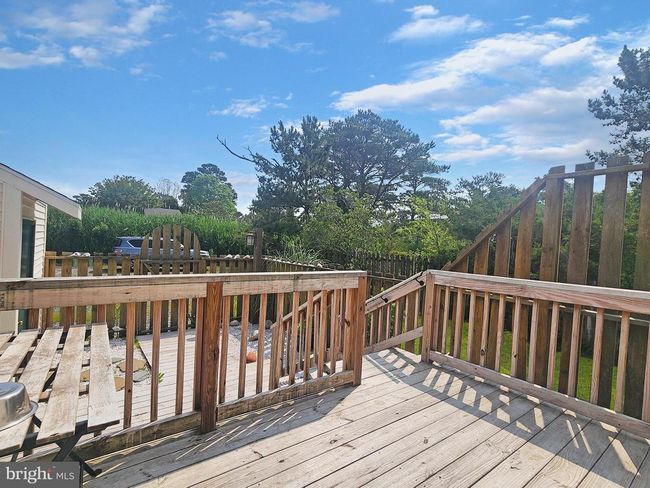 7207 Bunting Rd, Townhouse with 2 bedrooms, 3 bathrooms and null parking in CHINCOTEAGUE ISLAND VA | Image 7