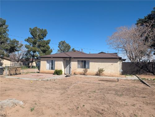 11057 Balsam Ave, Hesperia, CA, 92345-2207 | Card Image