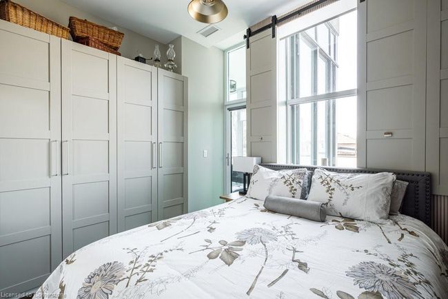 201 - 50 Murray St W, House attached with 2 bedrooms, 1 bathrooms and 1 parking in Hamilton ON | Image 22