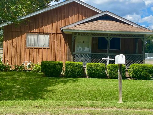 818 W Scott St, Orange, TX, 77630-6632 | Card Image