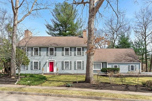 2 Liberty Ln, Lynnfield, MA, 01940-2657 | Card Image
