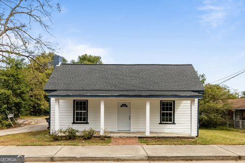 228 Oak Dr, Social Circle, GA, 30025-6903 | Card Image