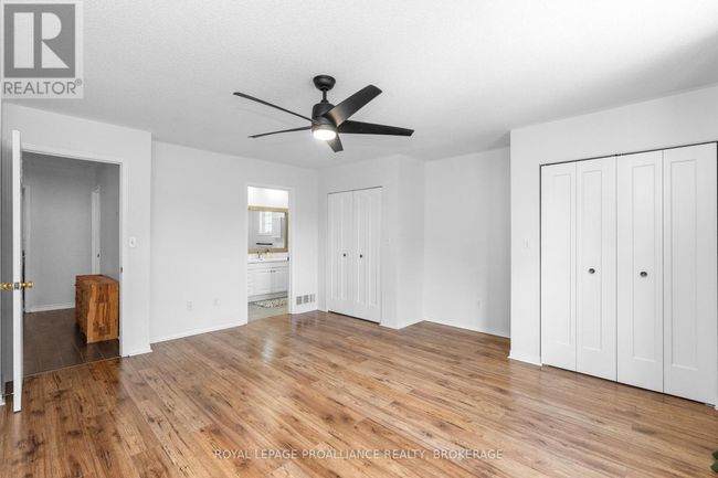 343 Sunrise Cres, House other with 4 bedrooms, 3 bathrooms and 4 parking in Kingston ON | Image 19