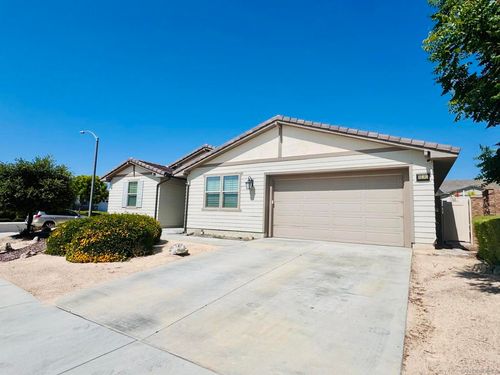 35101 Cross Winds Dr, Murrieta, CA, 92563-3057 | Card Image