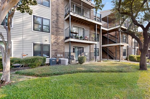 apt-3003-8109 Skillman St, Dallas, TX, 75231-2831 | Card Image