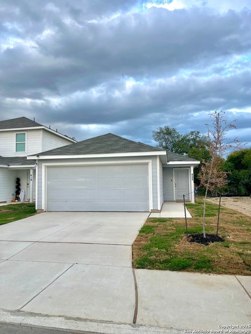 422 Argyle Hl, San Antonio, TX, 78227-1306 | Card Image