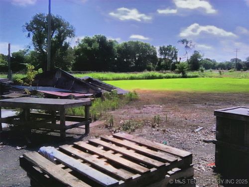 17040 Highway 51b, Coweta, OK, 74429-3469 | Card Image