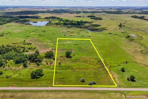 20+/- Acres N Berry Ave, Kingman, KS, 67068 | Card Image
