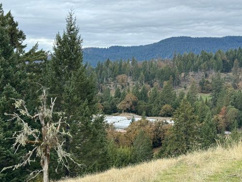 2281 Burgess Ranch Rd, Zenia, CA, 95595 | Card Image