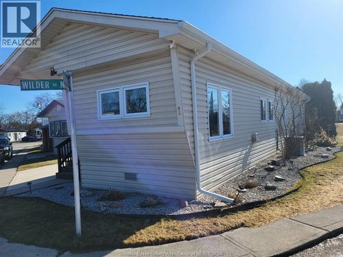 1 Wilder Dr S, Windsor, ON, N8N2S9 | Card Image