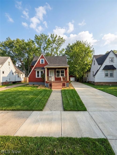 3922 Brookside Blvd, Cleveland, OH, 44111-5106 | Card Image