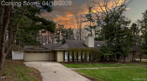 22200 Carleton Ave, Southfield, MI, 48033-6705 | Card Image