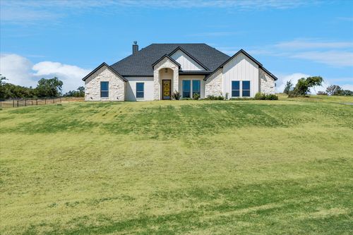 10020 Valley Oak Ct, Springtown, TX, 76082-2674 | Card Image