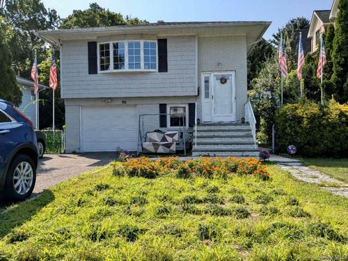 90 Cocks Ln, Locust Valley, NY, 11560-2313 | Card Image