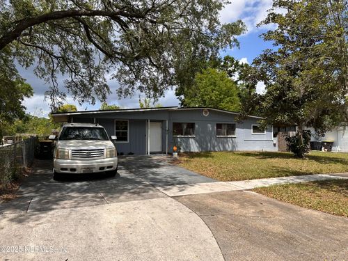 7541 Strato Rd, JACKSONVILLE, FL, 32210-6764 | Card Image