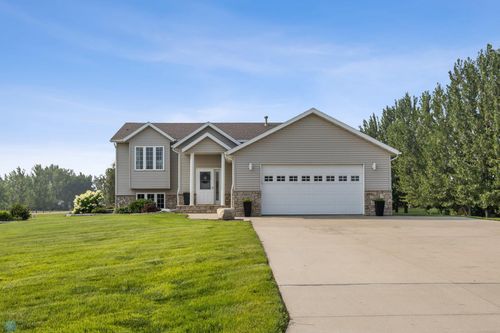 4805 35th Ave N, Reile's Acres, ND, 58102-5427 | Card Image