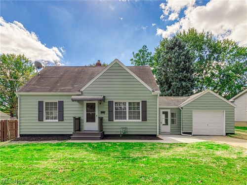 1064 Ray St, Akron, OH, 44306-2973 | Card Image