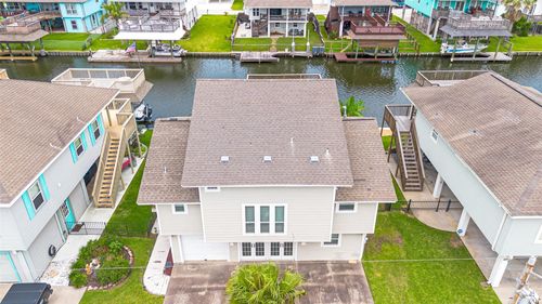 1016 Redfish St, Bayou Vista, TX, 77563-2710 | Card Image