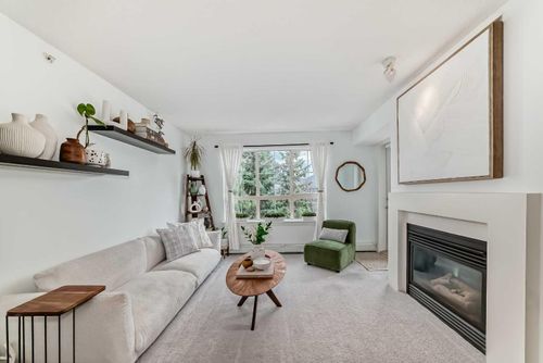 422-35 Richard Crt Sw, Calgary, AB, T3E7N9 | Card Image